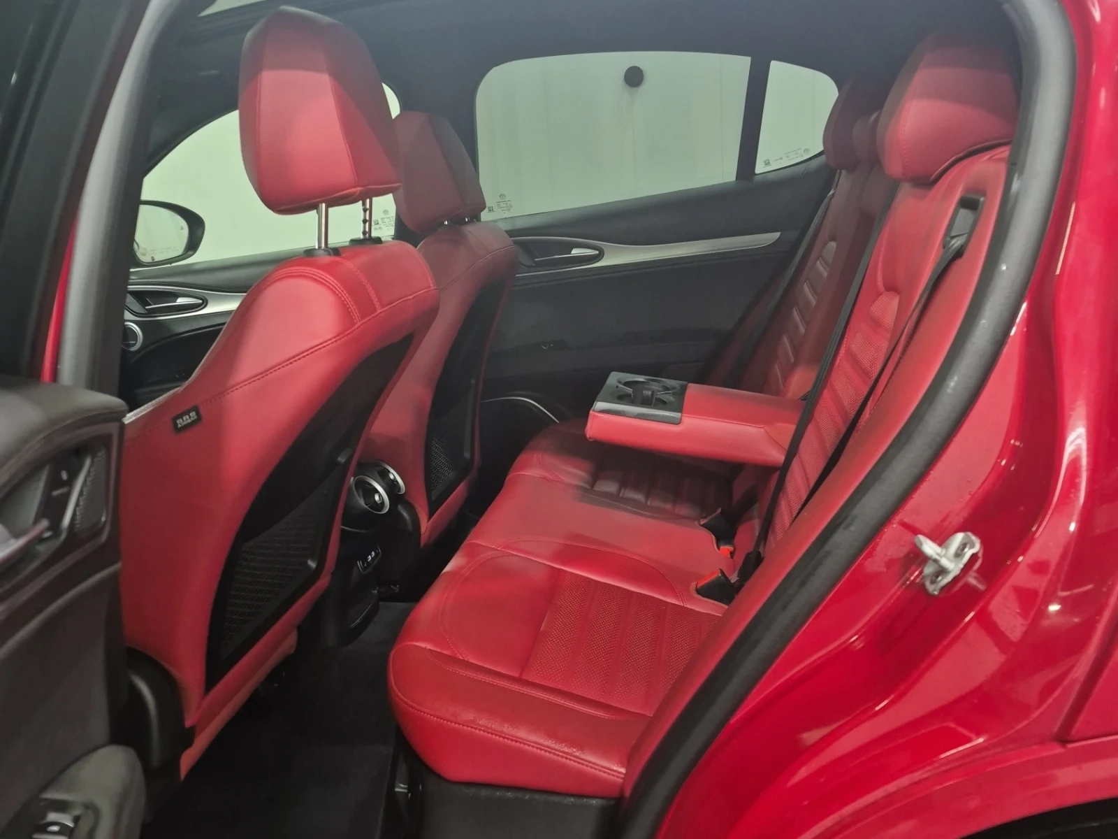 Alfa Romeo Stelvio VELOCE AWD, снимка 11 - Автомобили и джипове - 54260398