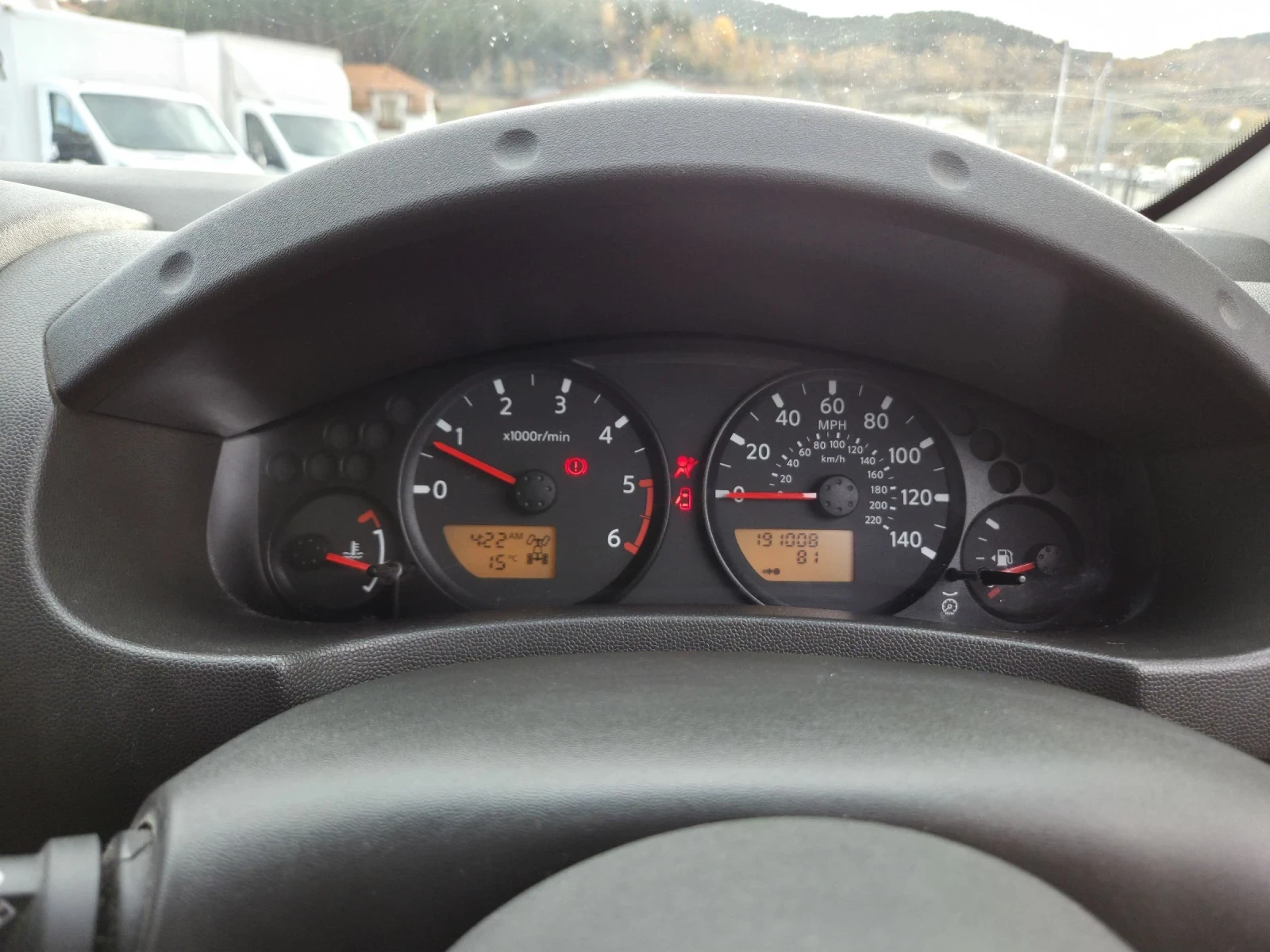 Nissan Navara, снимка 14 - Автомобили и джипове - 54284821