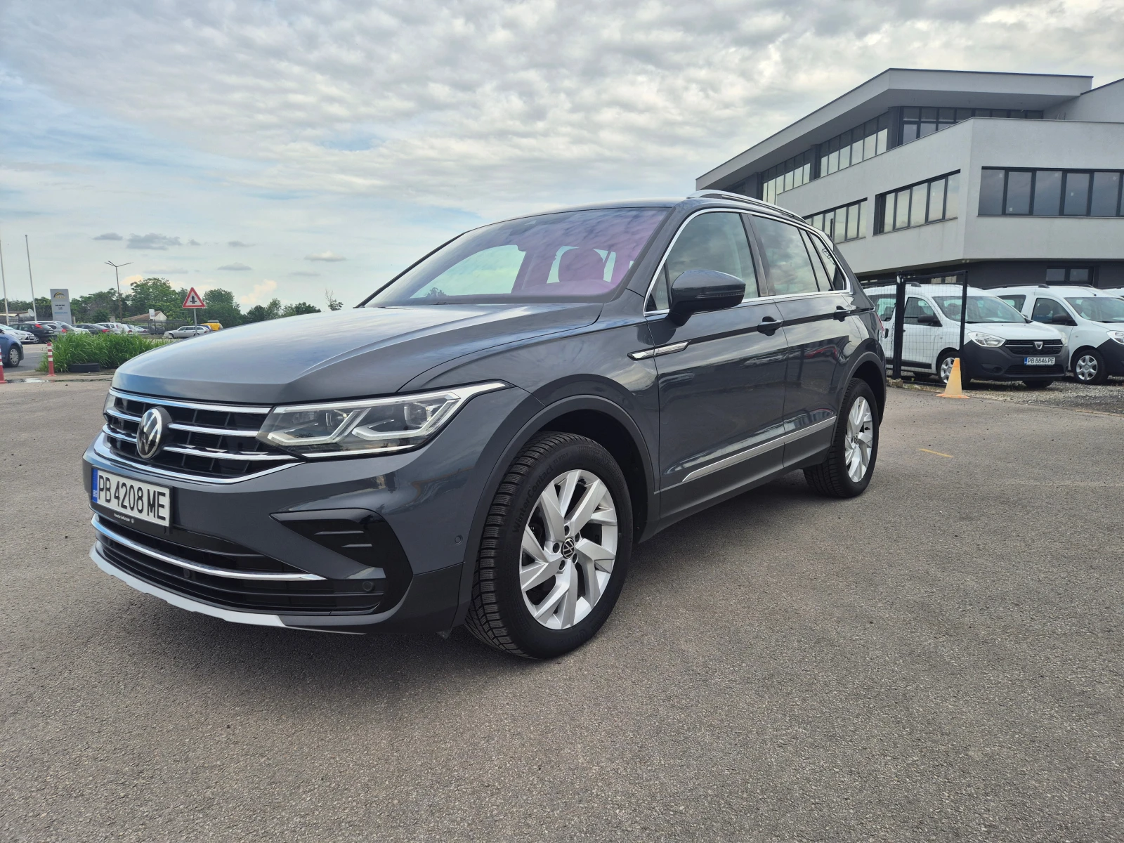 VW Tiguan Elegance= С-Гаранция-4х4-2.0TDI-А/Т