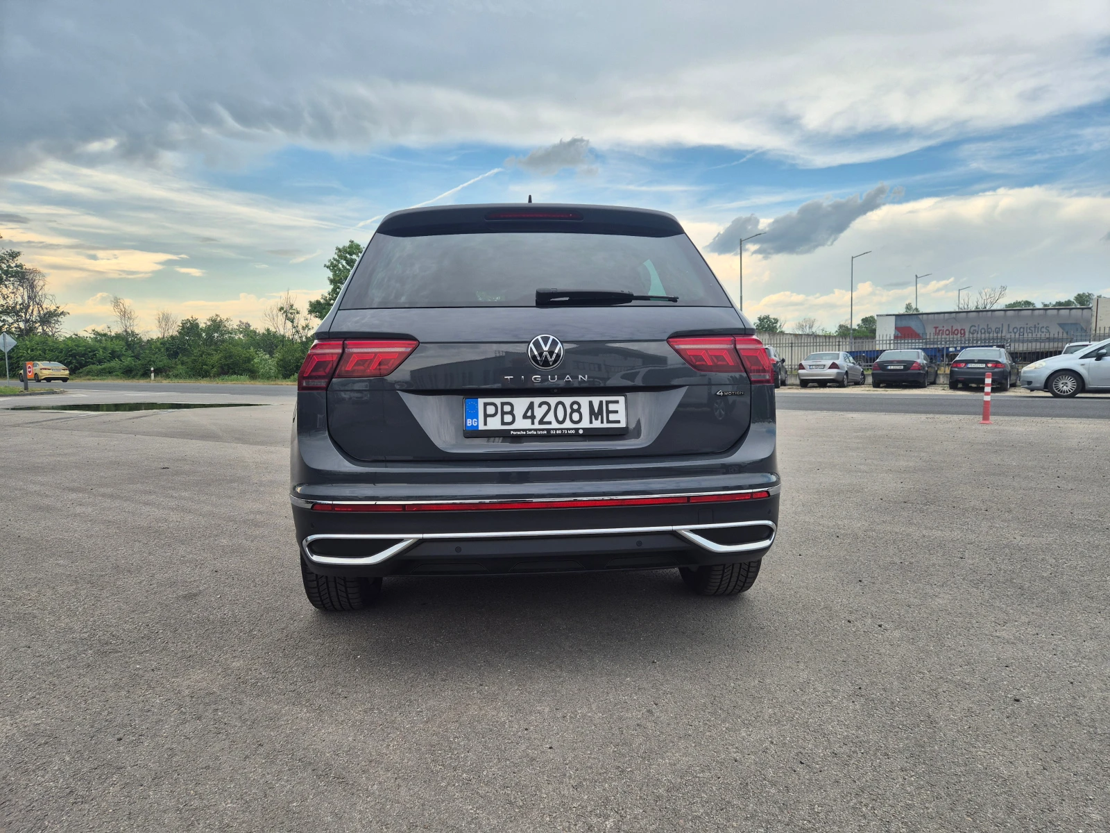 VW Tiguan Elegance= С-Гаранция-4х4-2.0TDI-А/Т, снимка 4 - Автомобили и джипове - 54846696