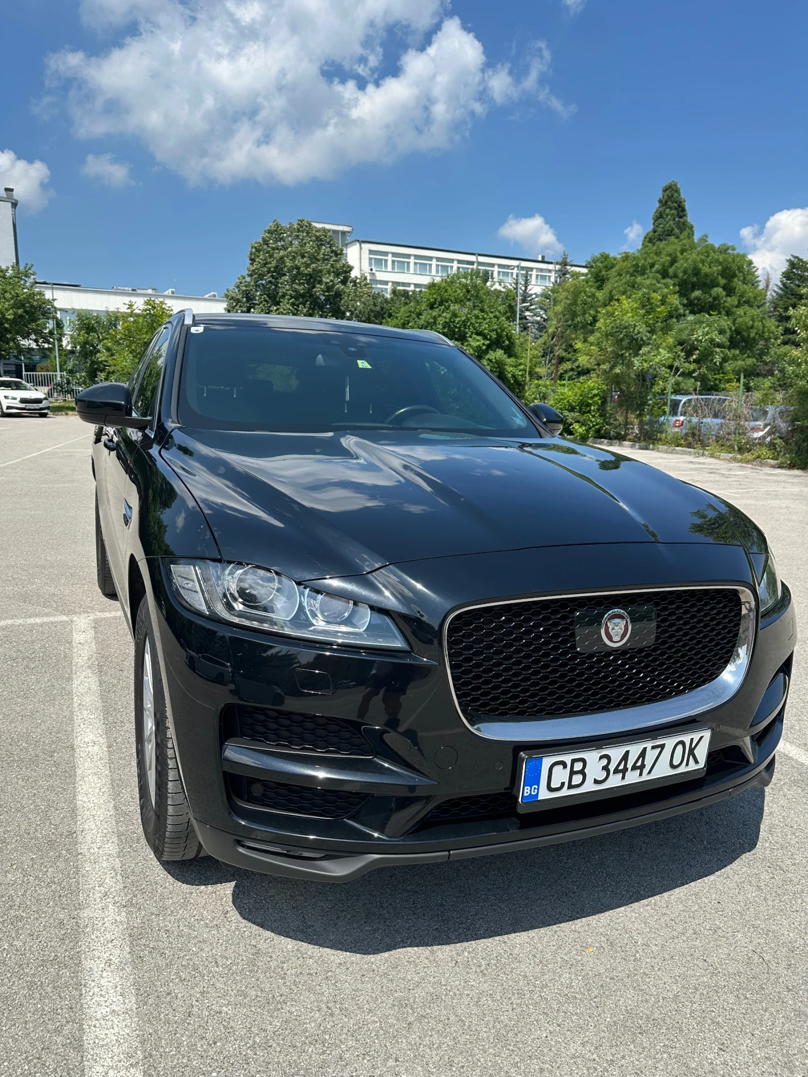 Jaguar F-PACE 2.0d PRESTIGE AWD Full Top Семеен - Гаражен, снимка 2 - Автомобили и джипове - 55322862