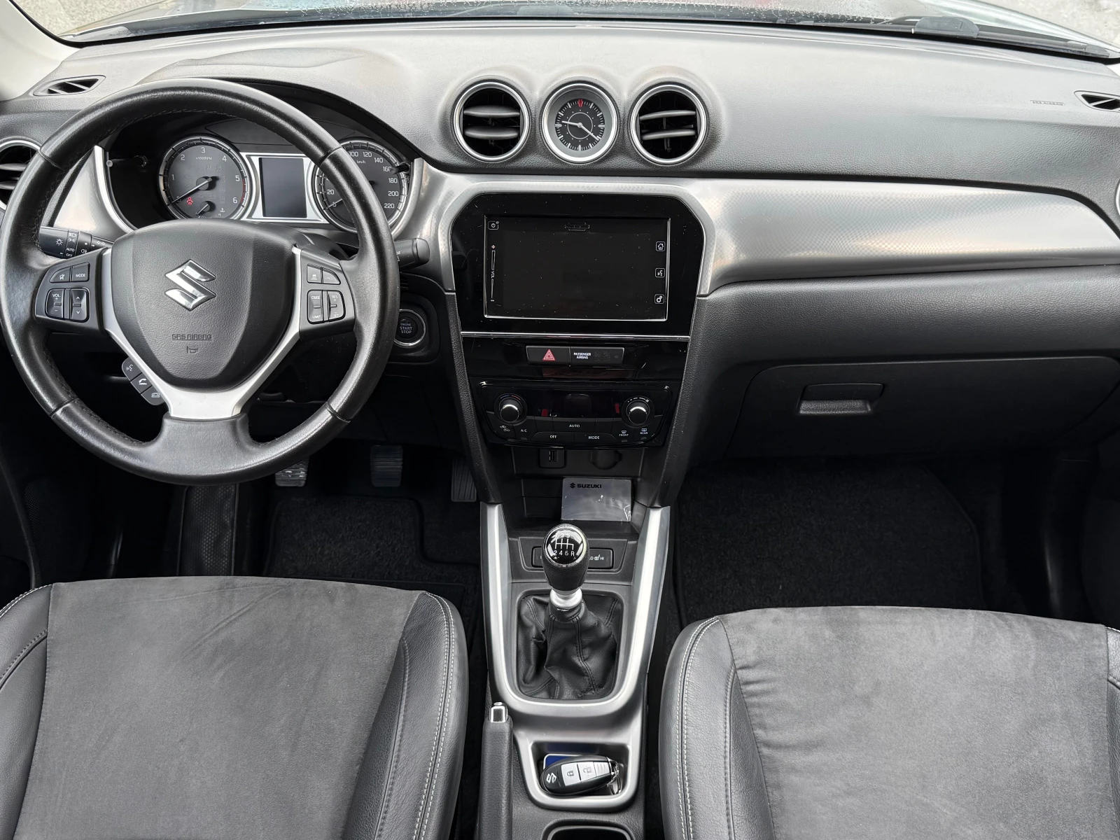 Suzuki Vitara 1.6DDiS V-COOL FUL EXTRI !!! 100% РЕАЛНИ КИЛОМЕТРИ, снимка 10 - Автомобили и джипове - 55323230
