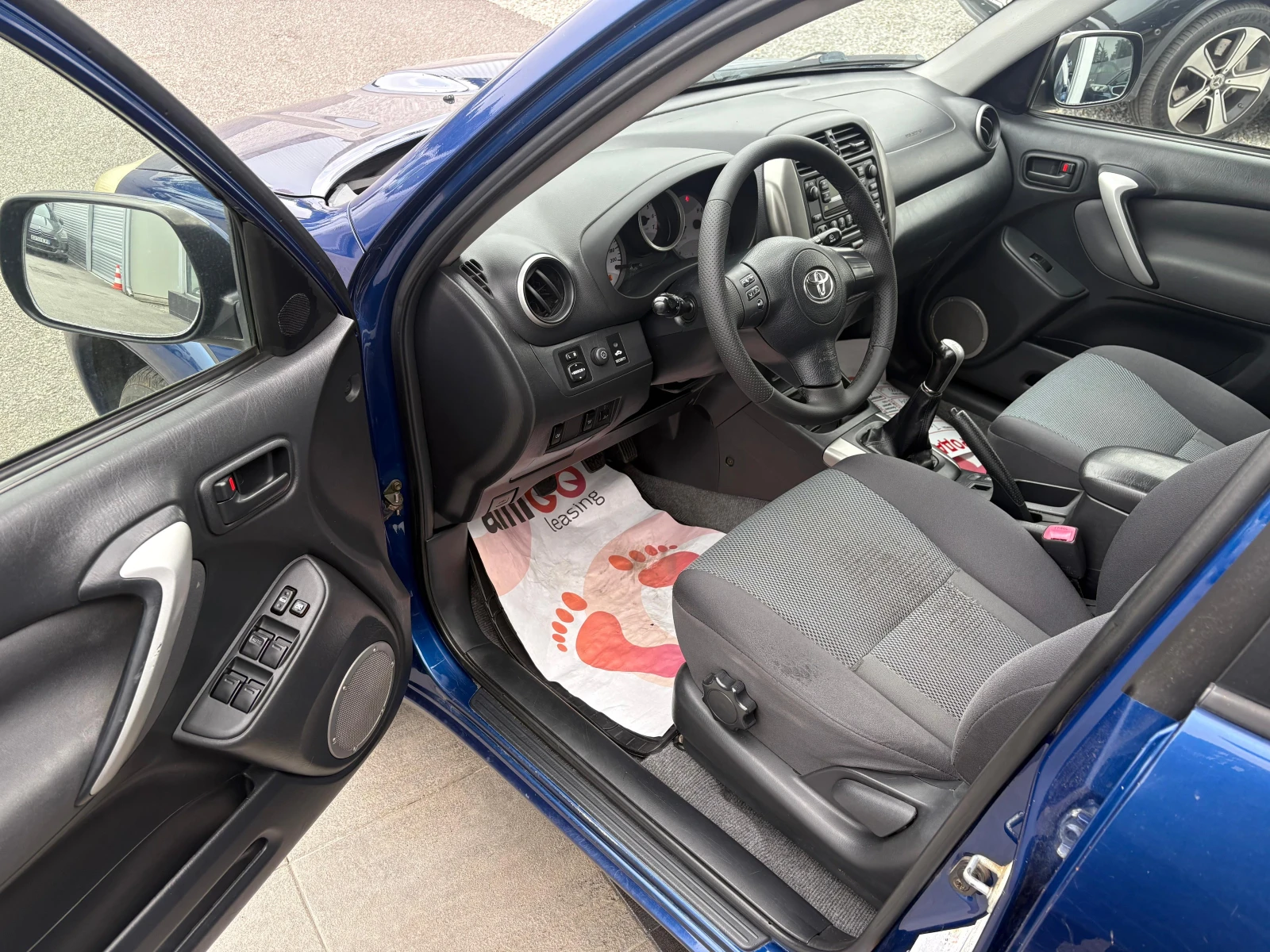 Toyota Rav4 D-4D 4x4, снимка 5 - Автомобили и джипове - 55412793