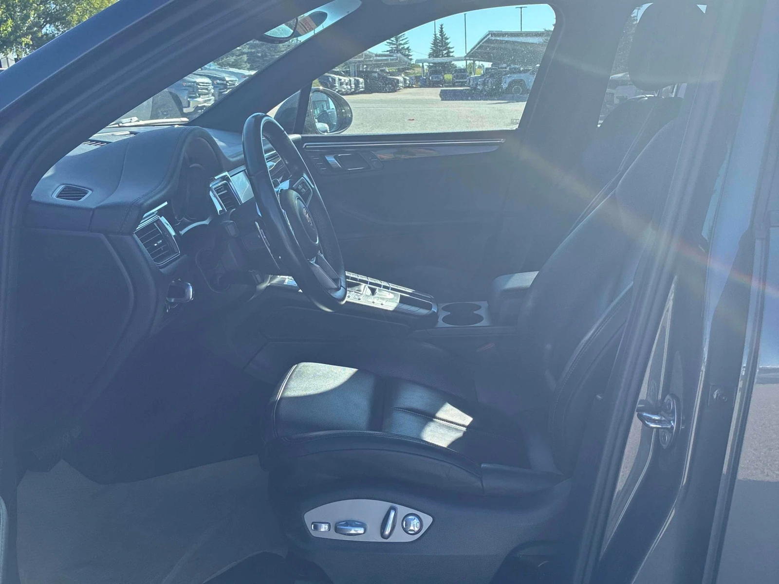 Porsche Macan * S * CARFAX * ЦЕНА ДО БГ, снимка 14 - Автомобили и джипове - 55890909