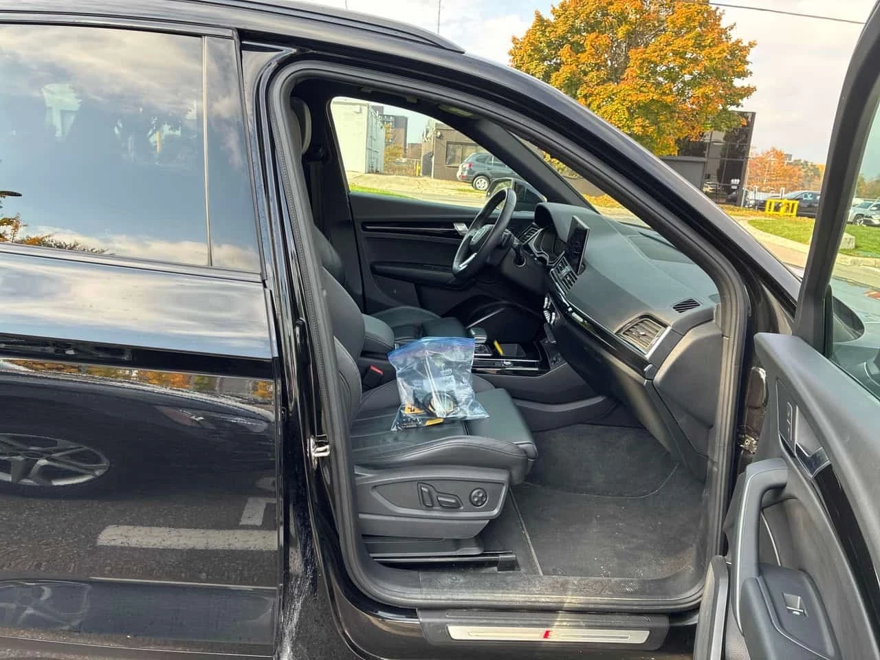 Audi Q5 TECHNIK AWD SHADOW LINE * KРАЙНА ЦЕНА* , снимка 10 - Автомобили и джипове - 56666390