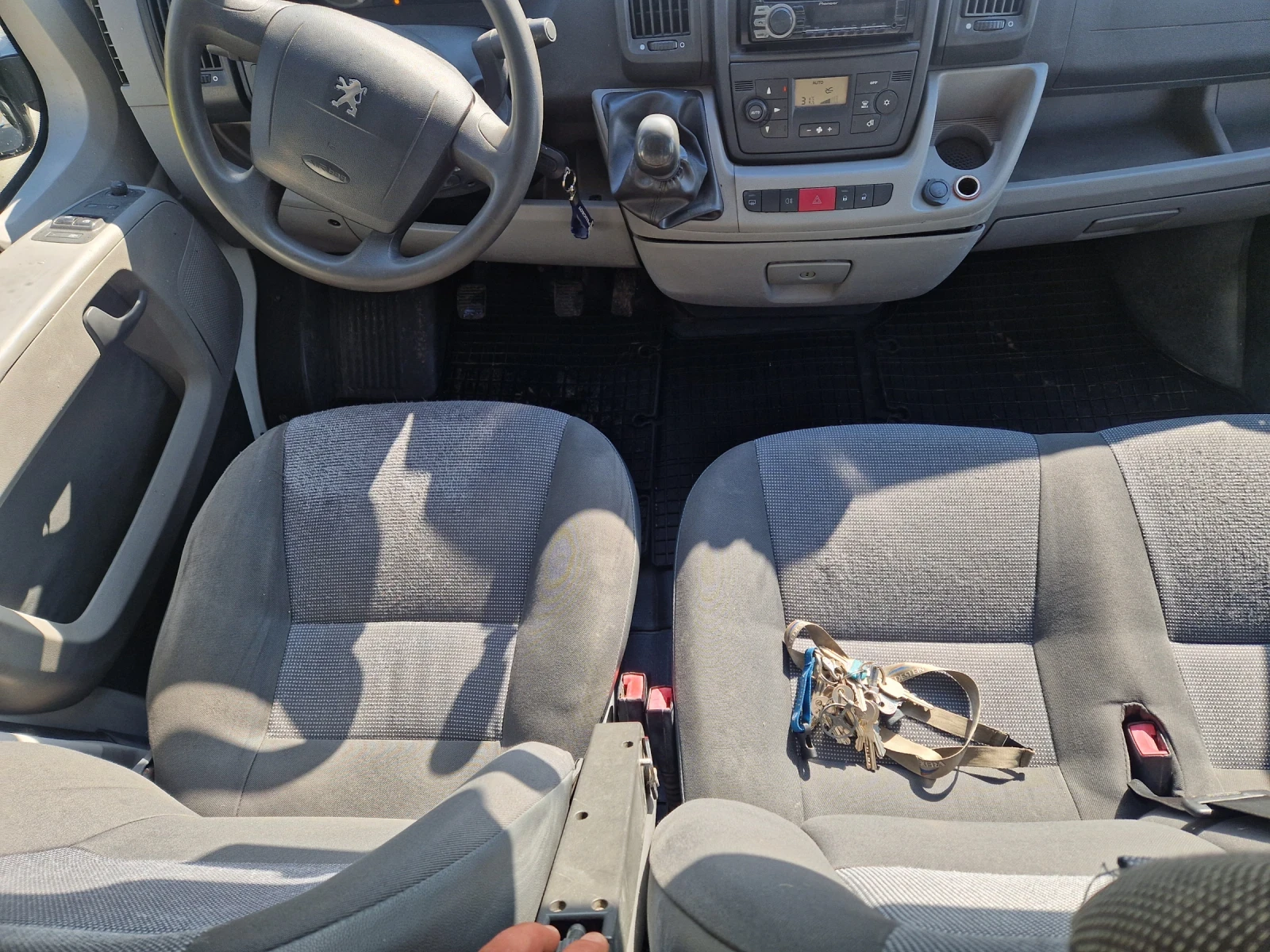 Peugeot Boxer 9места 2.2Hdi 120k.s  - изображение 9