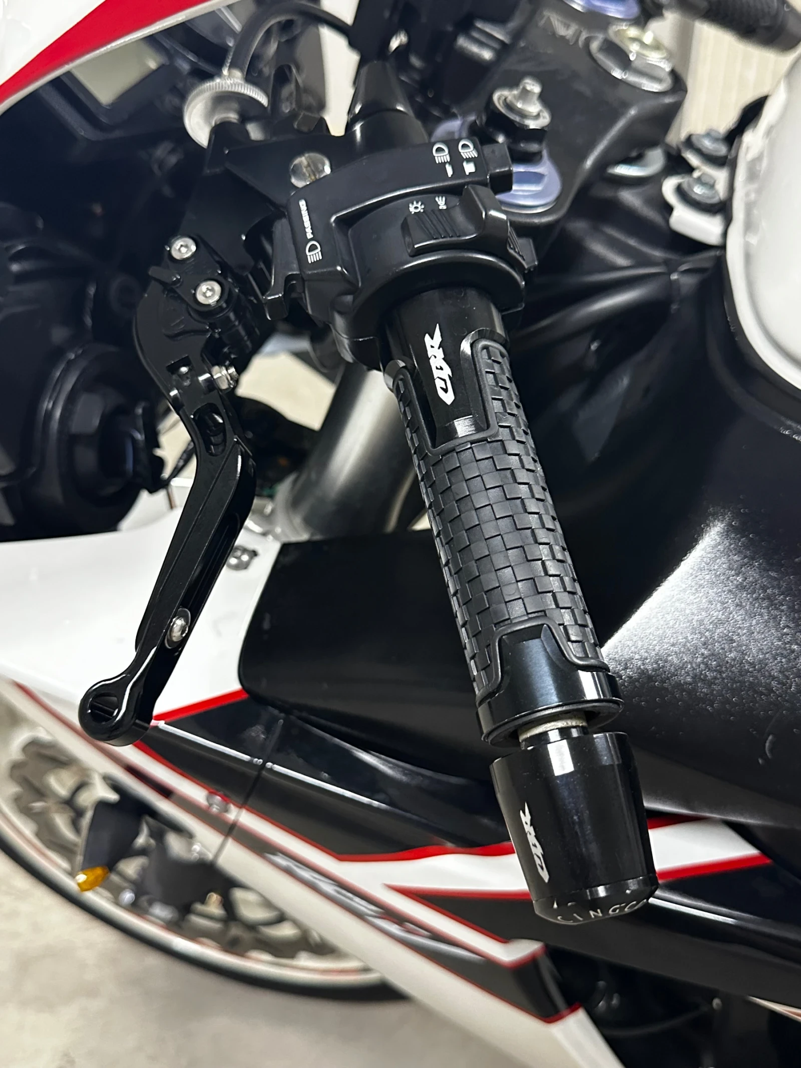 Honda Cbr 954 RR, снимка 9 - Мотоциклети и мототехника - 55958586
