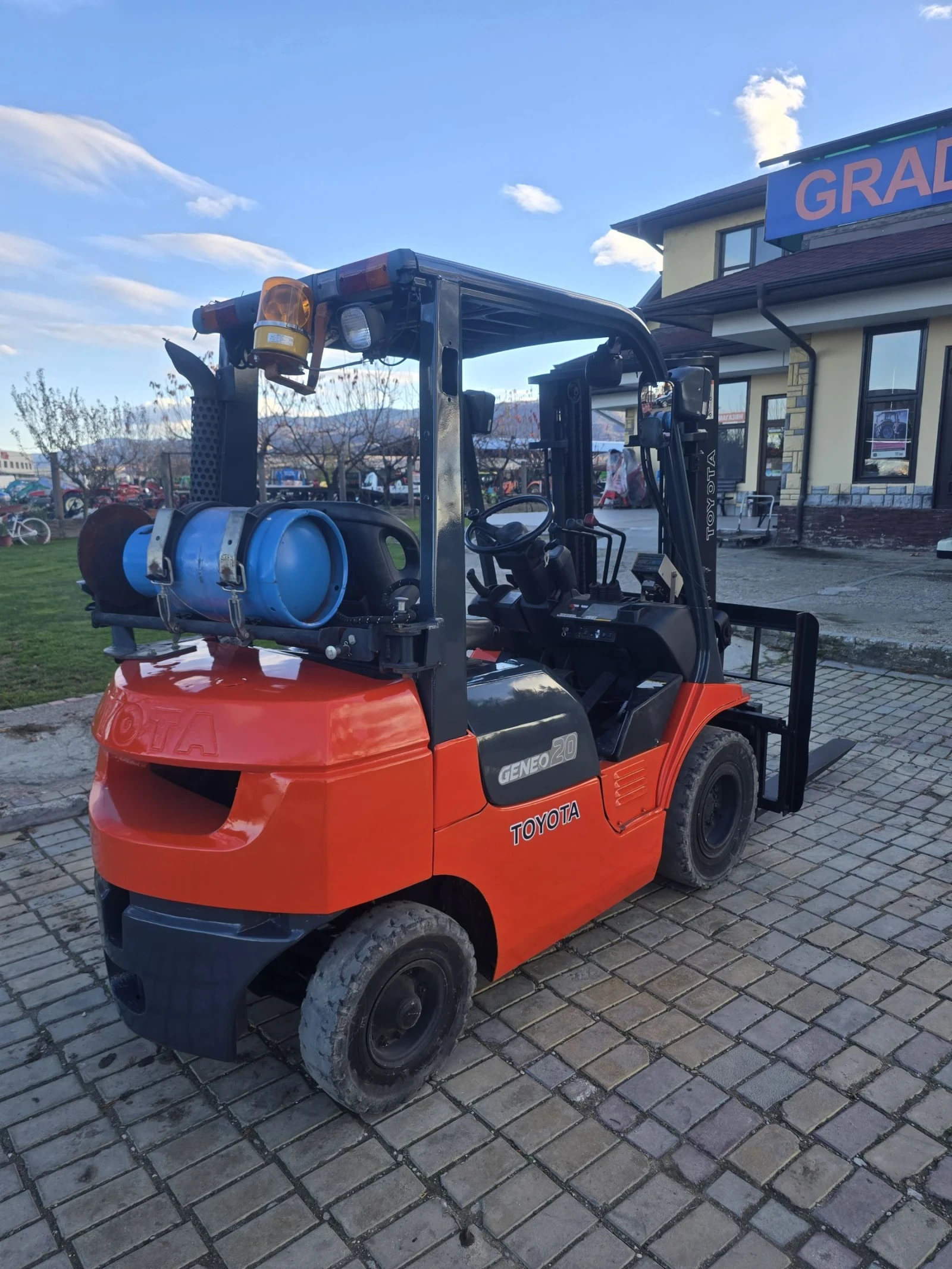  Toyota /LPG | Mobile.bg   5