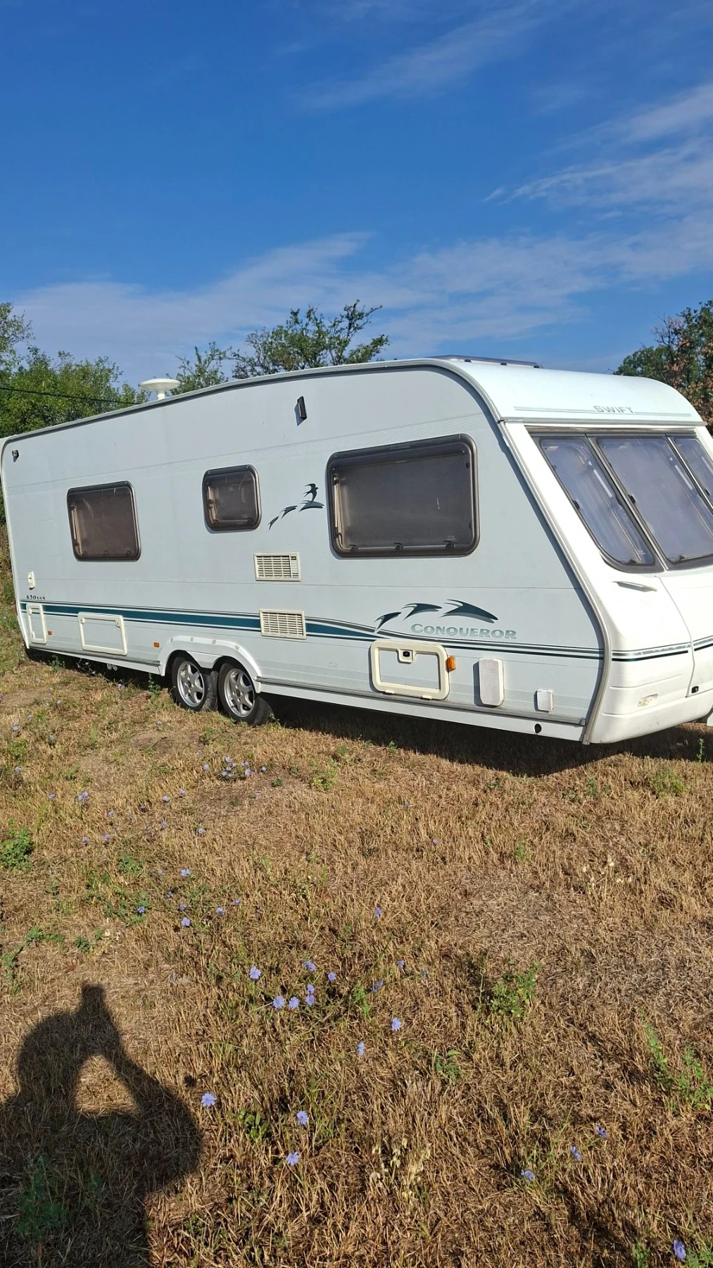 Каравана Swift CONQUEROR 630 LUX, снимка 3 - Каравани и кемпери - 55797532