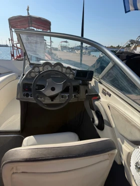 Моторна яхта Bayliner 185, снимка 10
