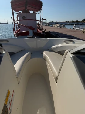 Моторна яхта Bayliner 185, снимка 12