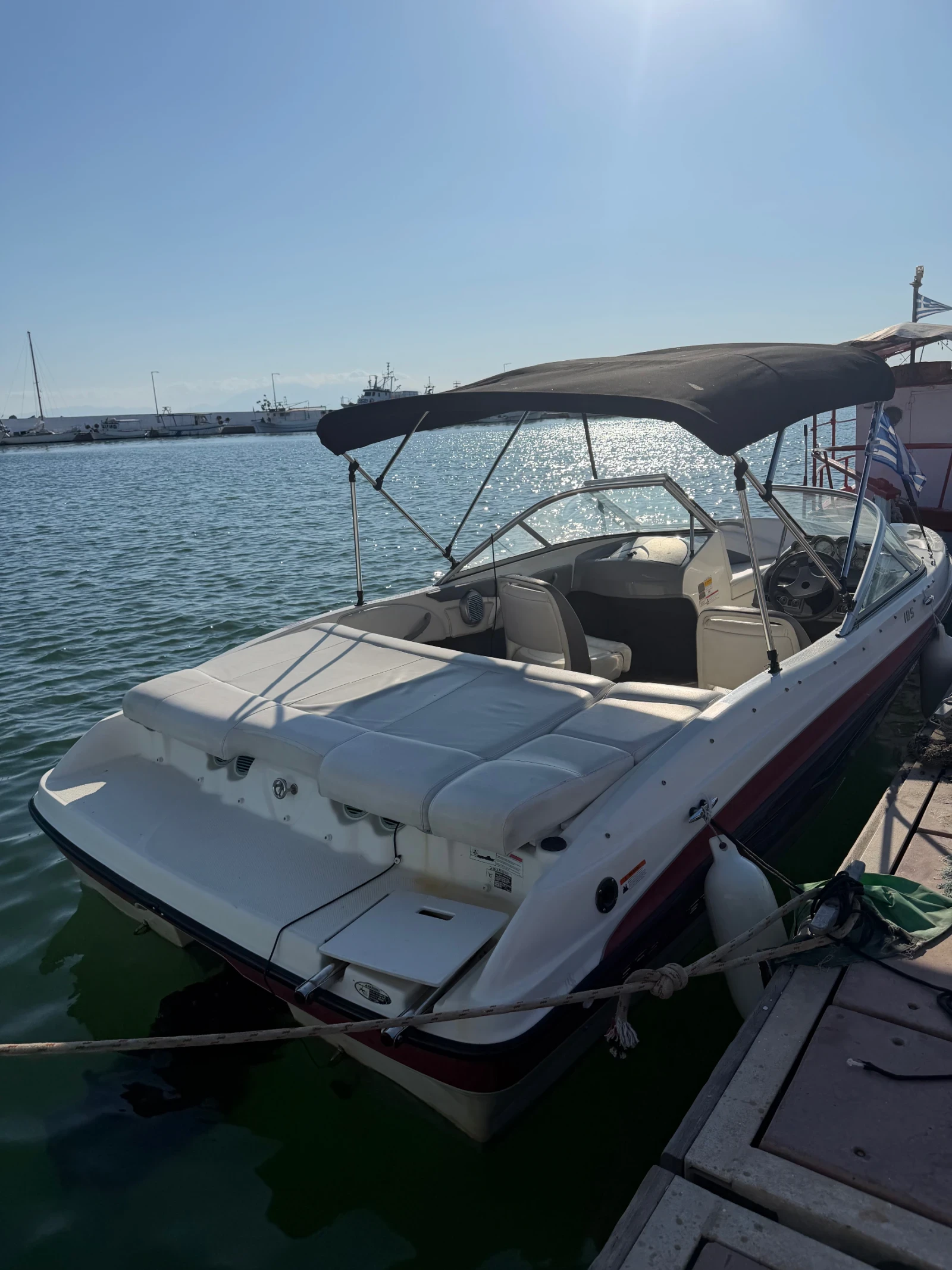Моторна яхта Bayliner 185, снимка 6 - Воден транспорт - 55674304