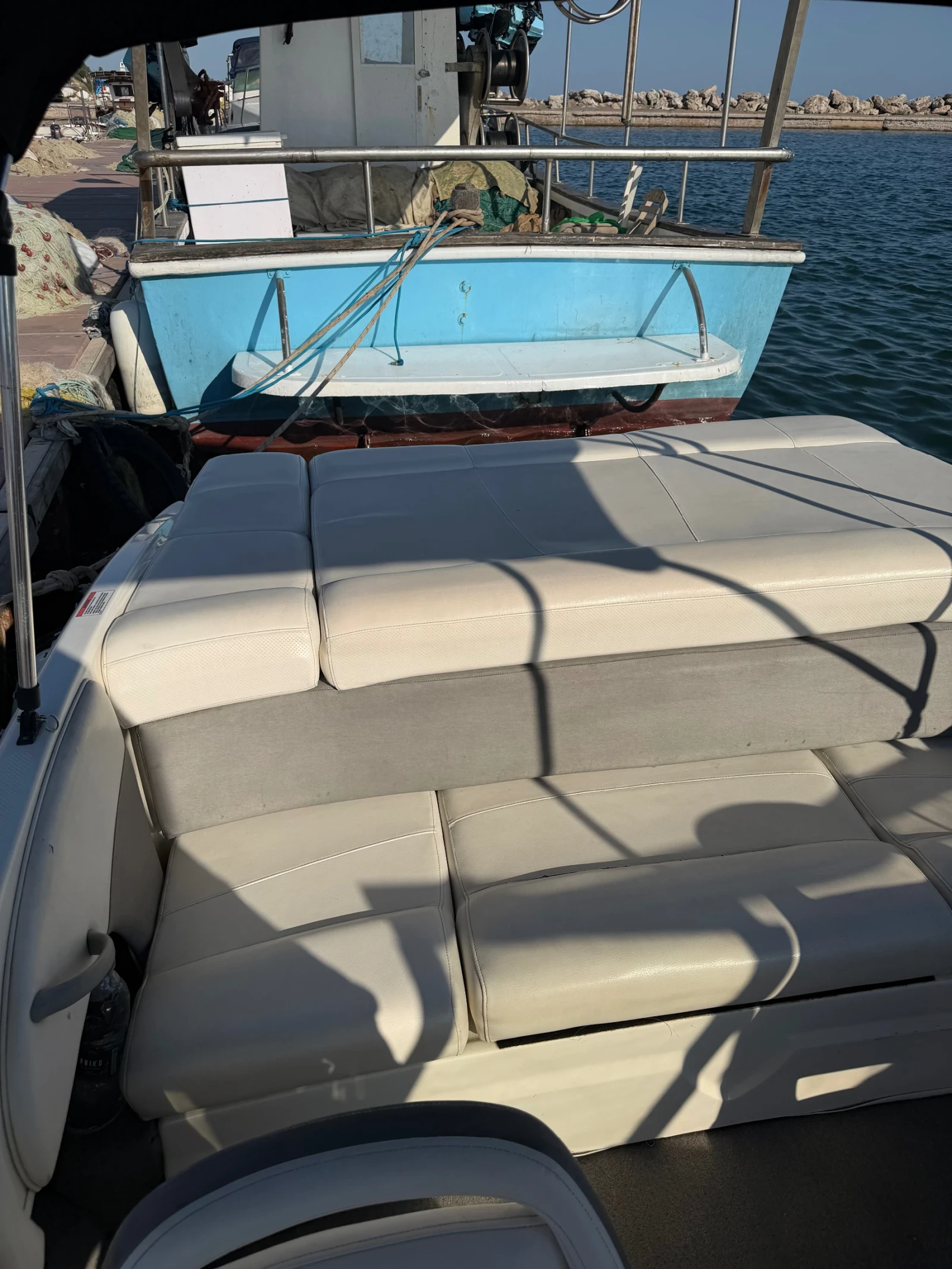 Моторна яхта Bayliner 185, снимка 4 - Воден транспорт - 55674304