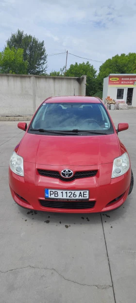 Toyota Auris 1.33 6 скорости, снимка 2