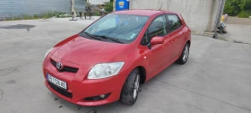 Toyota Auris 1.33 6 скорости, снимка 1