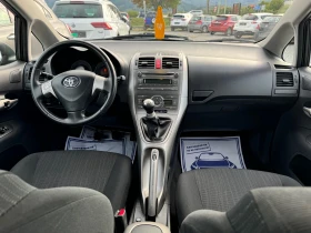 Toyota Auris 1.4 vvti , снимка 11