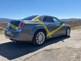 Обява за продажба на Chrysler 300c 5. 7l HEMI V8 363hp 4x4 ~19 999 лв. - изображение 4