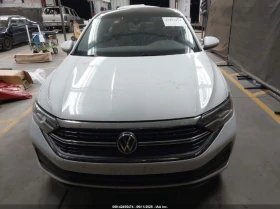 VW Jetta 1.5L I-4 DI, DOHC, VVT, TURBO, 158HP Front Wheel | Mobile.bg    5