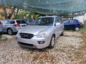     Kia Carens 2.0  140.. 7  