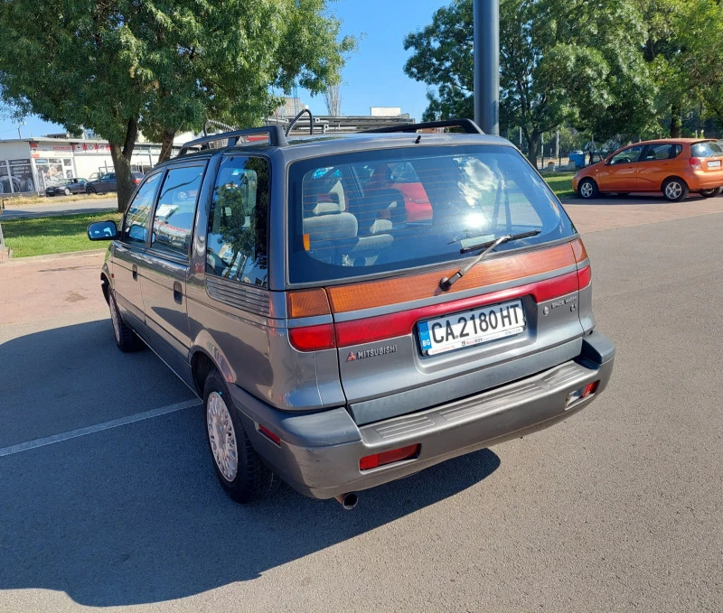 Mitsubishi Space wagon GLX 7 места, снимка 5 - Автомобили и джипове - 46583442