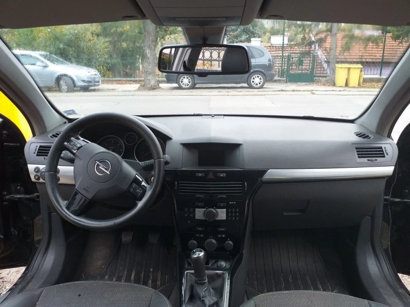 Opel Astra 1.9-120кс 6-скорости, снимка 9 - Автомобили и джипове - 42769106