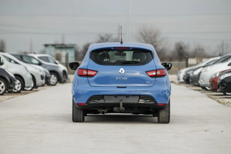 Renault Clio Бензин , снимка 4 - Автомобили и джипове - 44582686