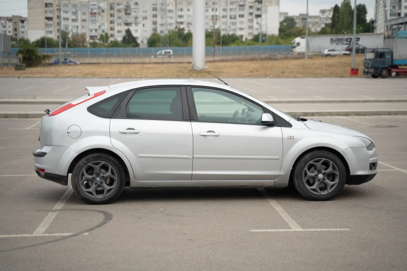 Ford Focus 1.6 LPG, снимка 1 - Автомобили и джипове - 47485500