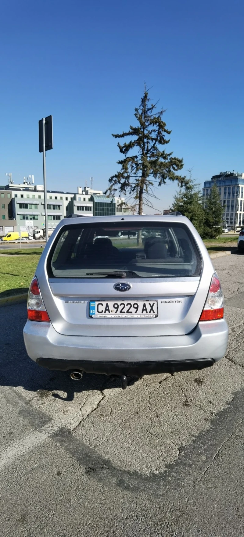 Subaru Forester LPG-автомат-теглич 2.0, снимка 2 - Автомобили и джипове - 47864504