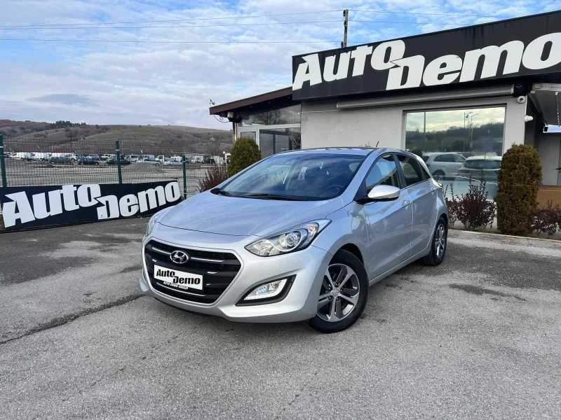 Hyundai I30 CRDi, снимка 1 - Автомобили и джипове - 48310038