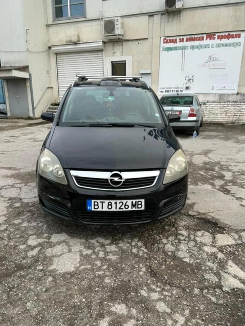 Opel Zafira, снимка 1 - Автомобили и джипове - 48699543