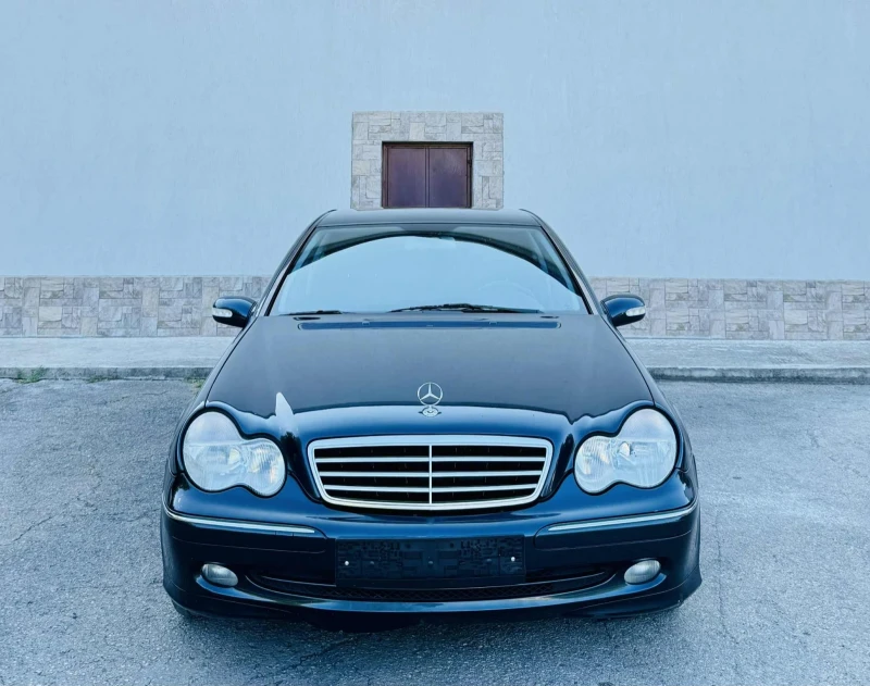 Mercedes-Benz C 220 АВАНГАРД* АВТОМАТ, снимка 2 - Автомобили и джипове - 51303003