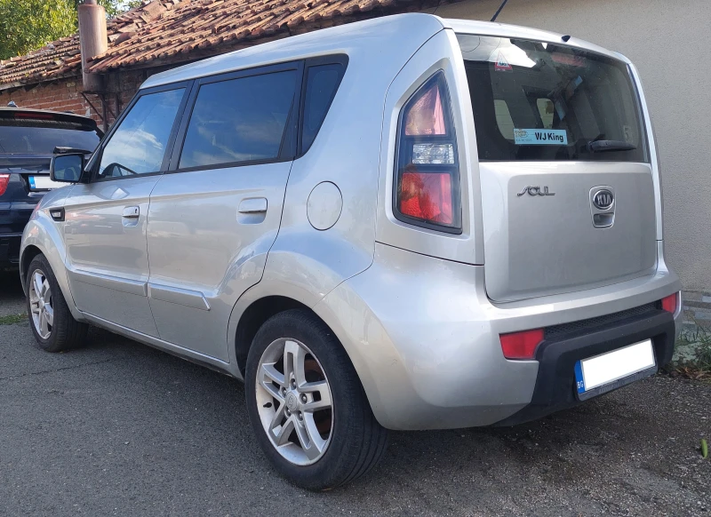 Kia Soul 1.6i, снимка 2 - Автомобили и джипове - 51951028