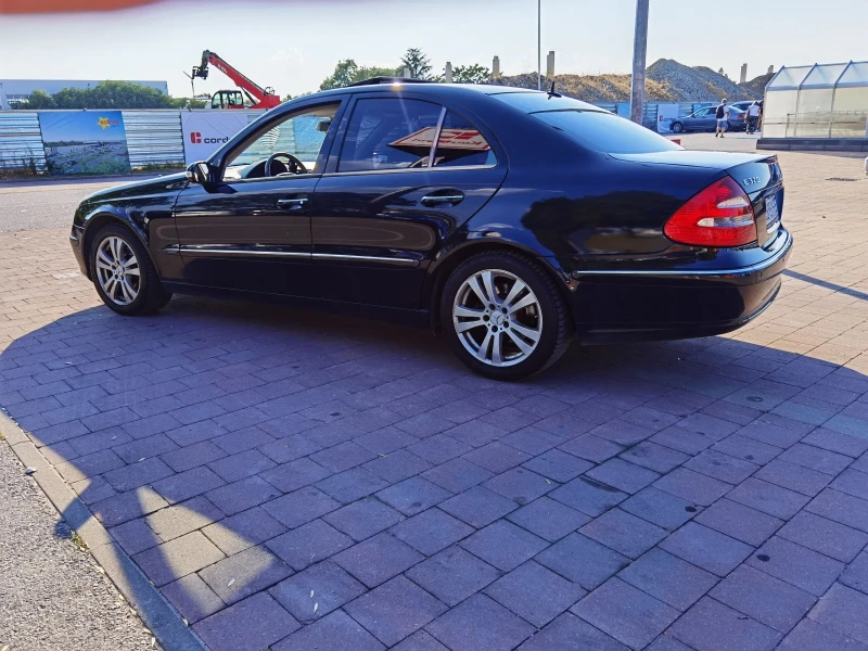 Mercedes-Benz E 320, снимка 2 - Автомобили и джипове - 52789021