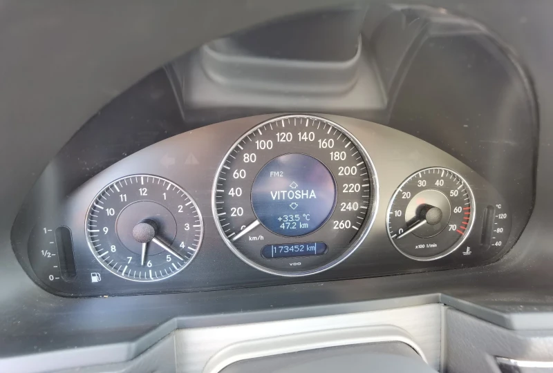 Mercedes-Benz E 320, снимка 9 - Автомобили и джипове - 52789021