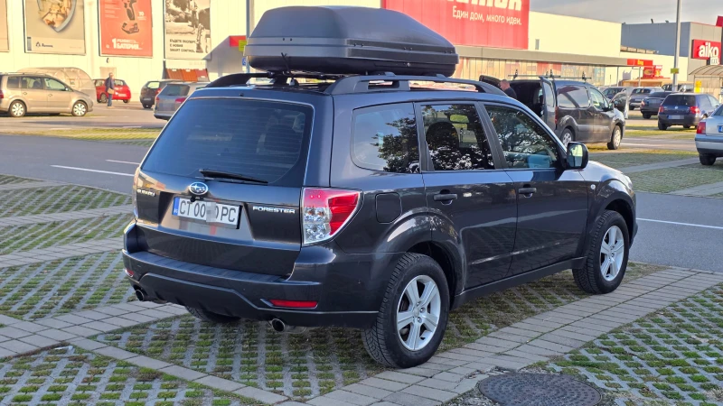 Subaru Forester 2.0, снимка 4 - Автомобили и джипове - 52347001