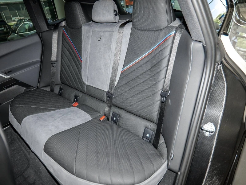 BMW iX XDRIVE60 M-SPORT PRO H/K PANORAMA 360, снимка 14 - Автомобили и джипове - 52298014