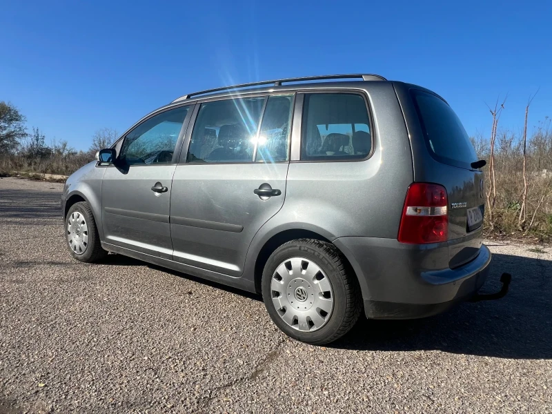 VW Touran 1.9 TDI 101 6+ 1, снимка 3 - Автомобили и джипове - 53100836