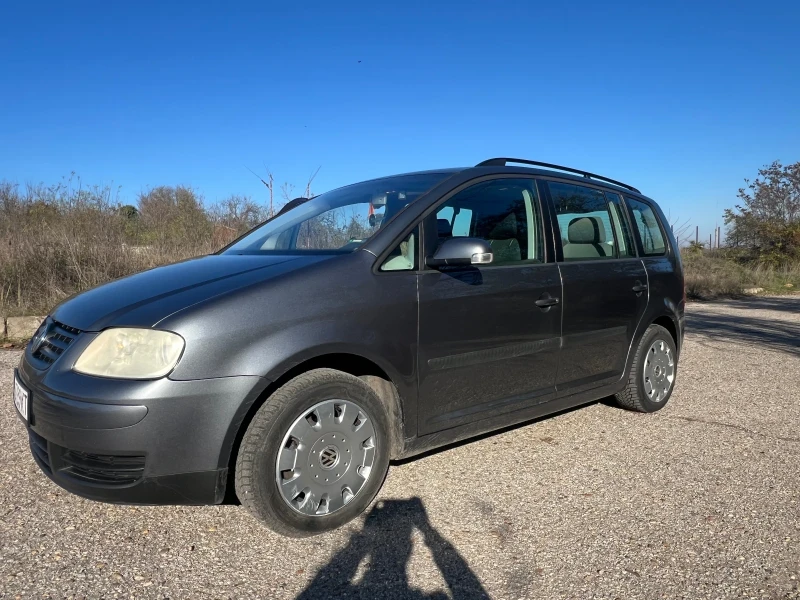 VW Touran 1.9 TDI 101 6+ 1, снимка 2 - Автомобили и джипове - 53100836