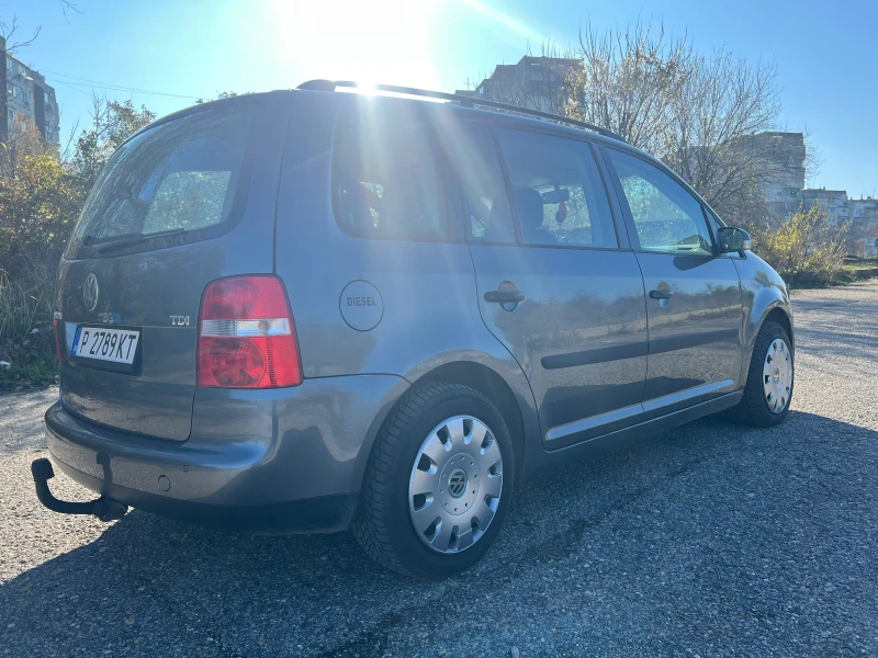 VW Touran 1.9 TDI 101 6+ 1, снимка 5 - Автомобили и джипове - 53100836