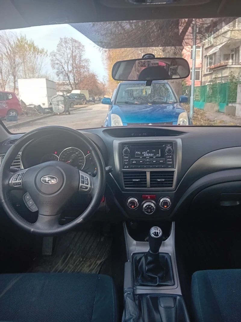 Subaru Impreza 1.5 4х4, снимка 9 - Автомобили и джипове - 52676428