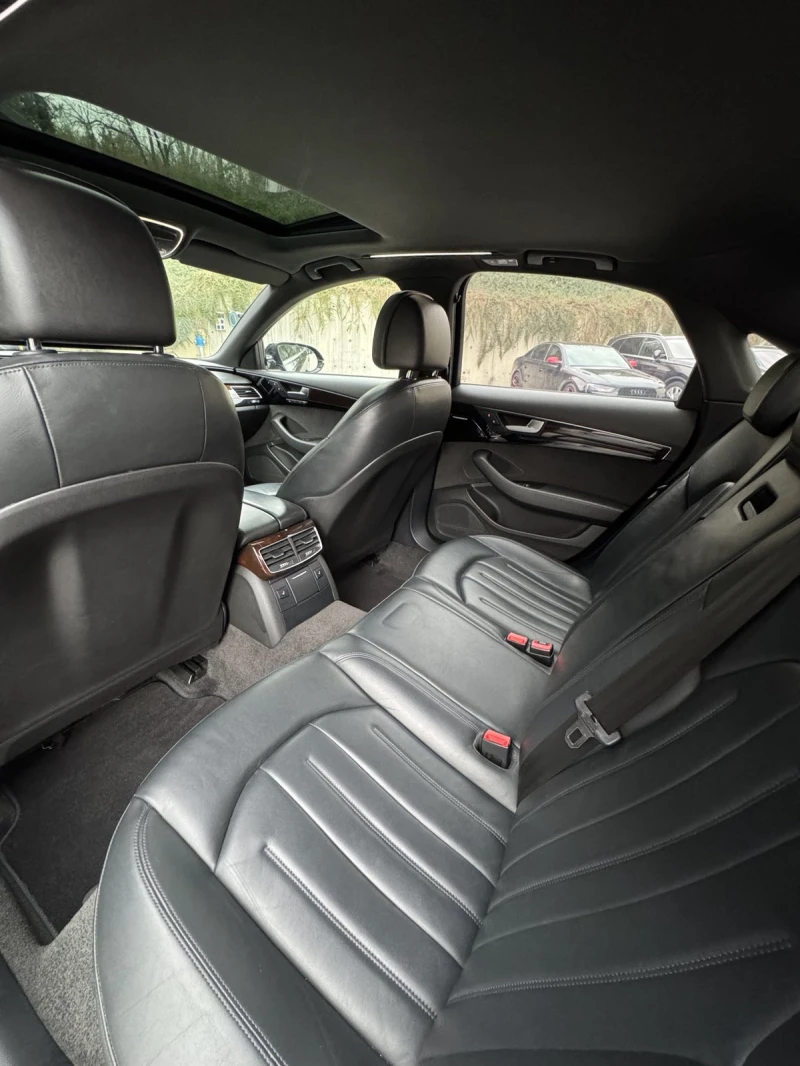 Audi A8, снимка 9 - Автомобили и джипове - 52709670