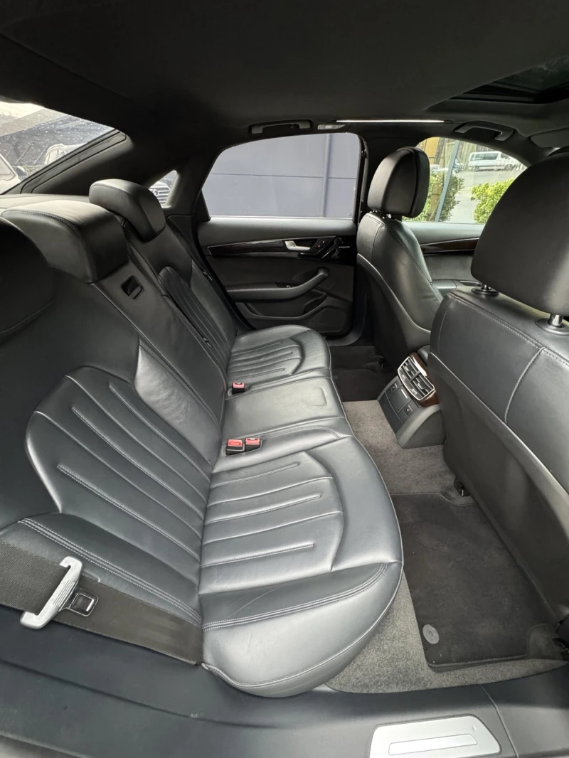 Audi A8, снимка 11 - Автомобили и джипове - 52709670
