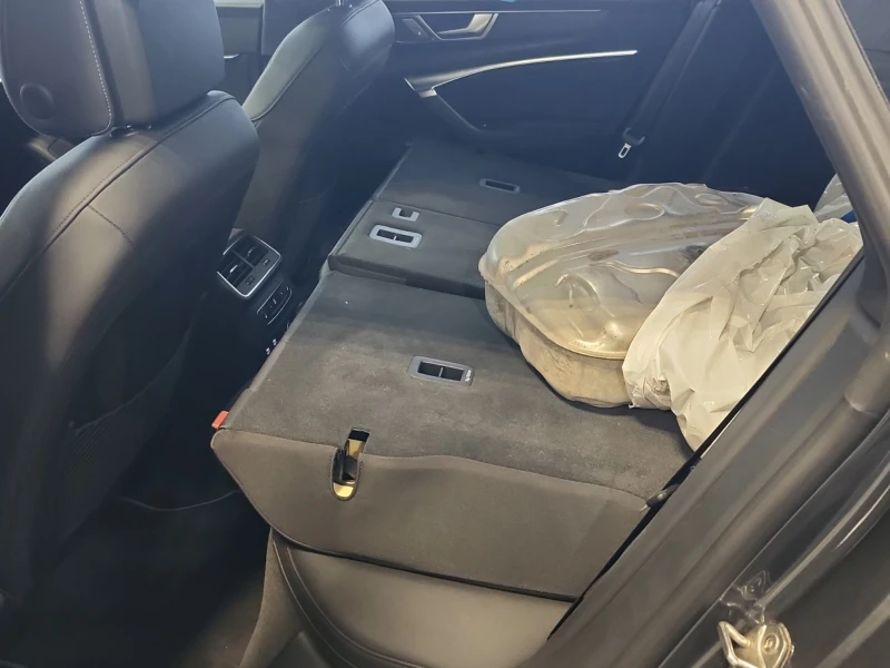 Audi A7 * DISTRONIC / SPORTBACK / PROGRESSIV * CARFAX * , снимка 12 - Автомобили и джипове - 53190590