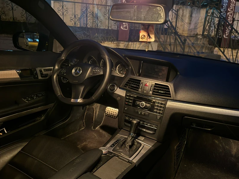 Mercedes-Benz E 350, снимка 11 - Автомобили и джипове - 53249398