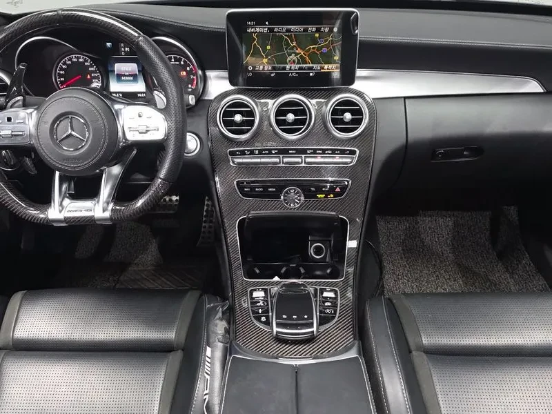 Mercedes-Benz C 63 AMG, снимка 7 - Автомобили и джипове - 56737904