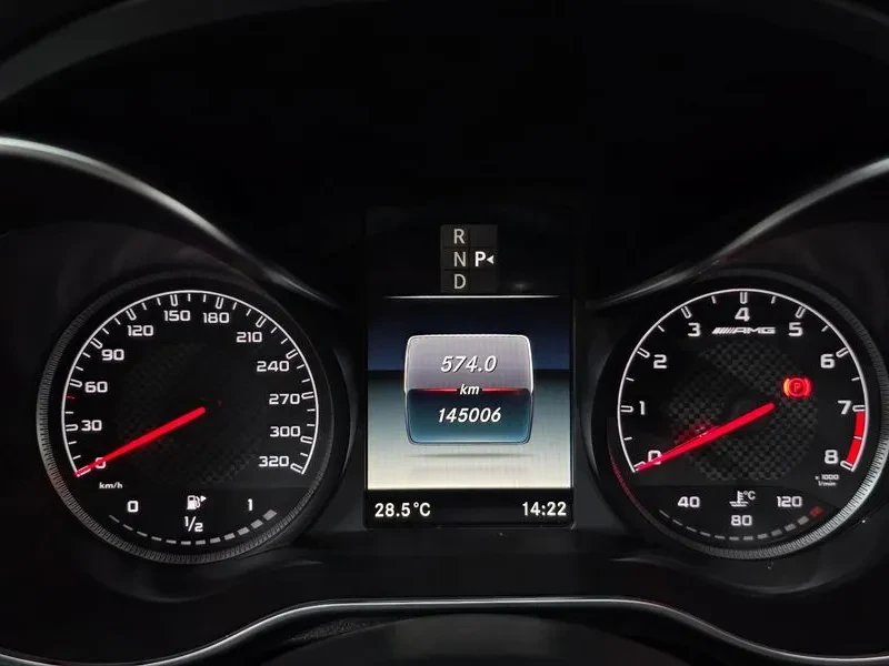 Mercedes-Benz C 63 AMG, снимка 8 - Автомобили и джипове - 56737904