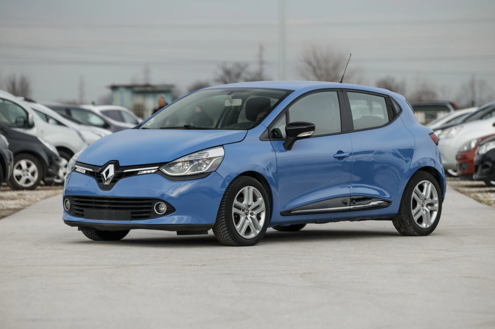 Renault Clio Бензин  - изображение 2