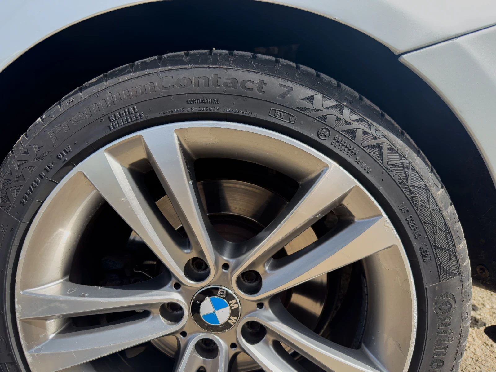 BMW 330 F31 330d xDrive - изображение 2