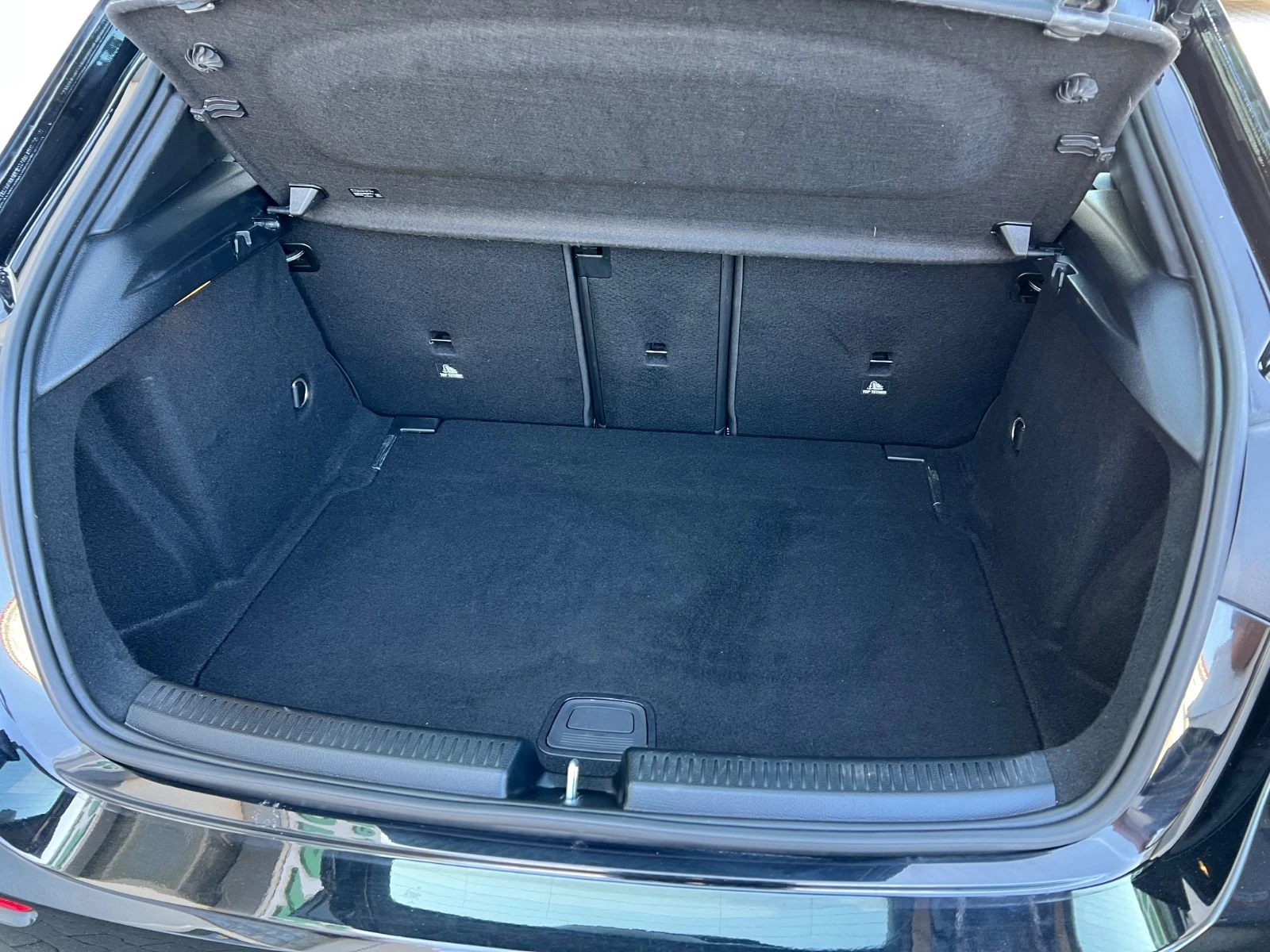Mercedes-Benz A 200 150HP/NAVI/LED/AMBI/DISTR/CAM/PANO/434v - изображение 7