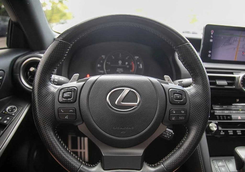 Lexus IS 350 F Sport AWD * АвтоКредит* (ЦЕНА ДО БГ) - изображение 10